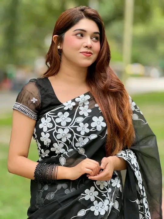 Half silk block print sharee ছবি 10
