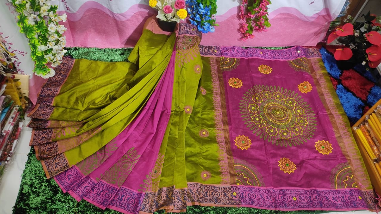এমব্রয়ডাড়ী ধুপিয়ানসিল্ক শাড়ী ছবি 11