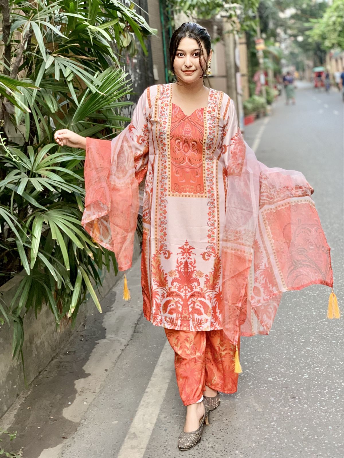 Ready Made Pure dubai silk  Digital  Print Three Piece ছবি 5