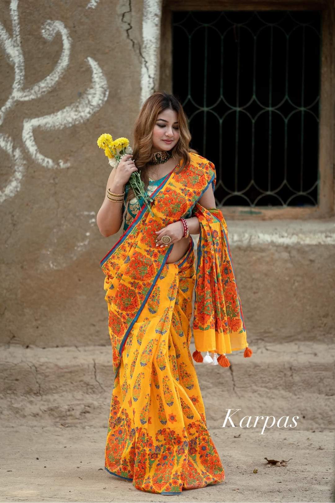 Half silk sharee ছবি 9