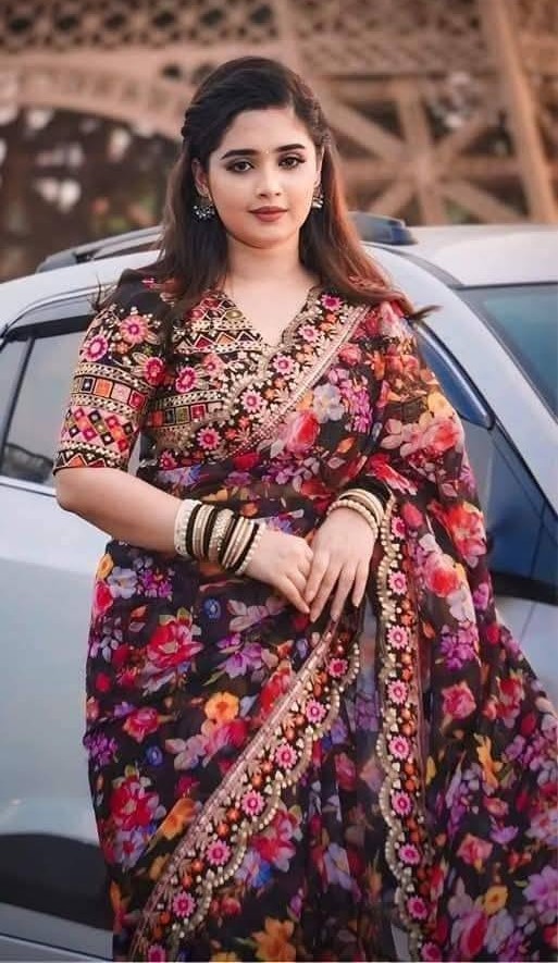 Digital Print Sharee with Blouse Piece ছবি 4