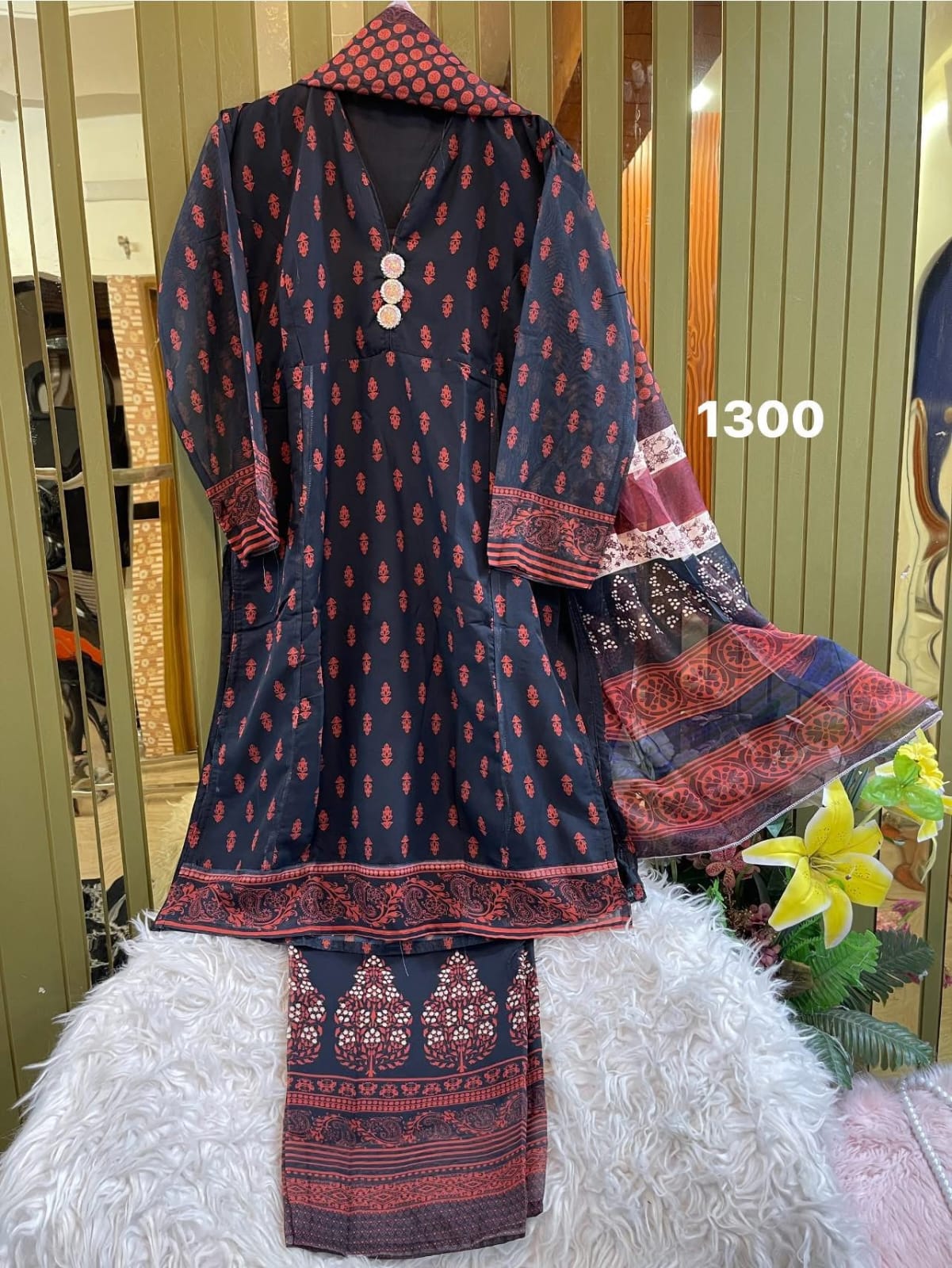 Jorjet Three Piece ছবি 5