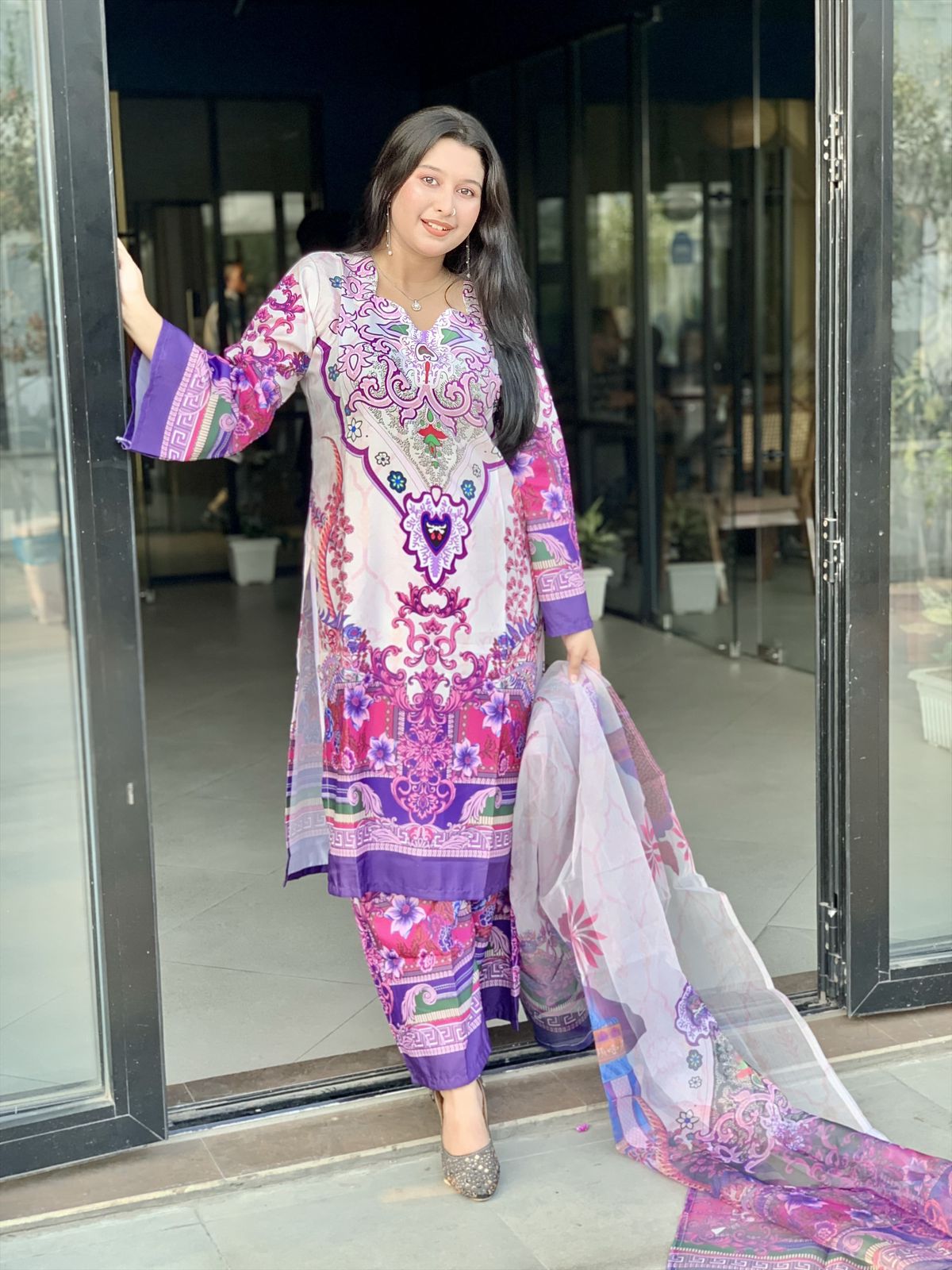 Ready Made Pure dubai silk  Digital  Print Three Piece ছবি 8