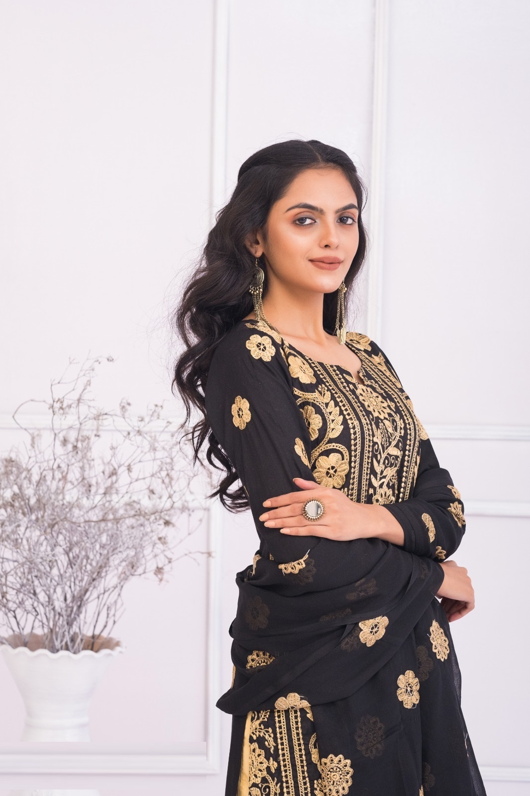 পিওর এসি কটন কাপড়ের সেমি স্টিচ থ্রী পিস