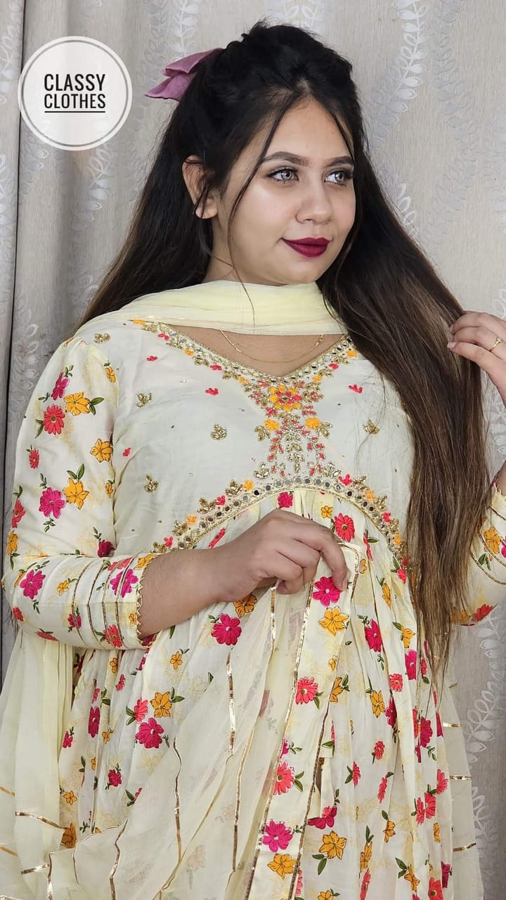 Aliya Cut Three Piece ছবি 5