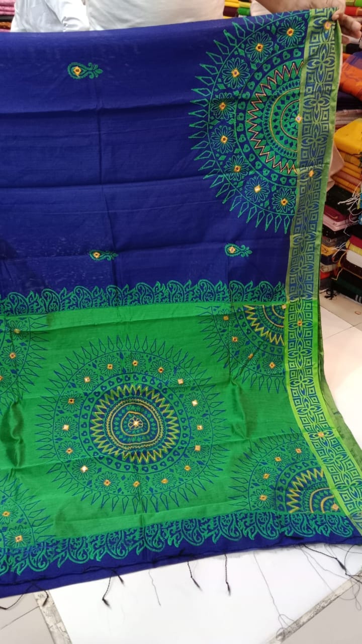 এমব্রয়ডাড়ী ধুপিয়ানসিল্ক শাড়ী
