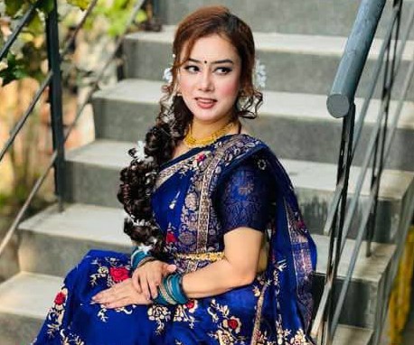 Dhupian Silk Sharee with Blouse Piece