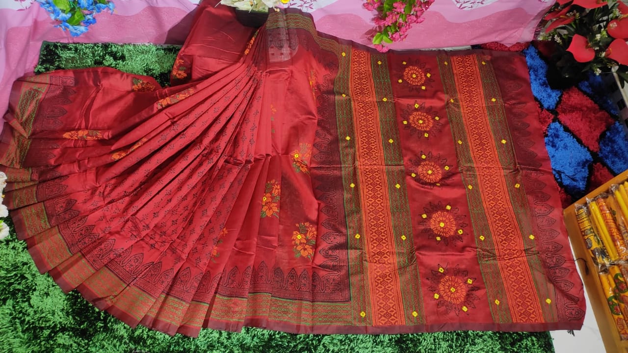 এমব্রয়ডাড়ী ধুপিয়ানসিল্ক শাড়ী ছবি 11