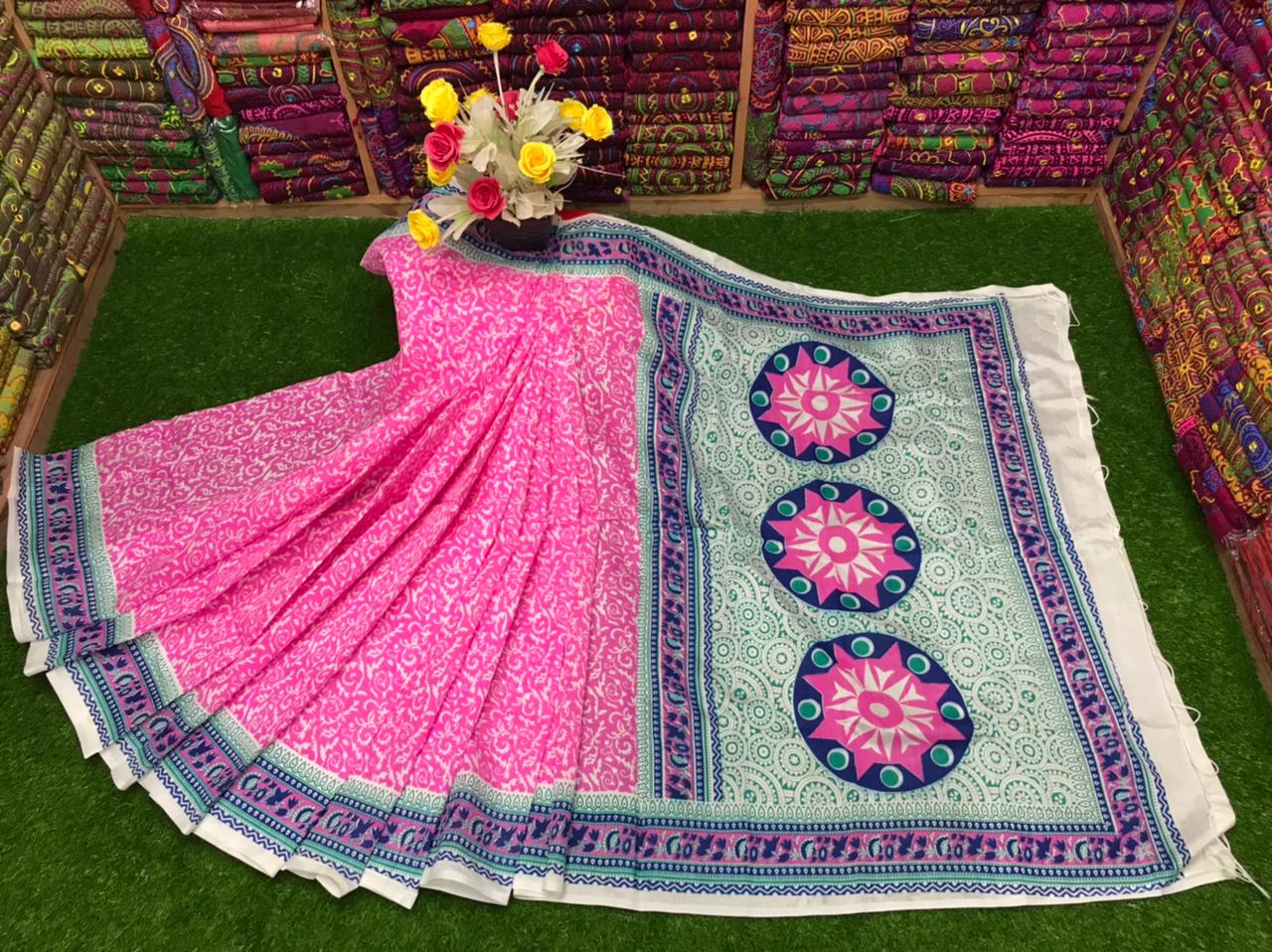 এমব্রয়ডাড়ী ধুপিয়ানসিল্ক শাড়ী
