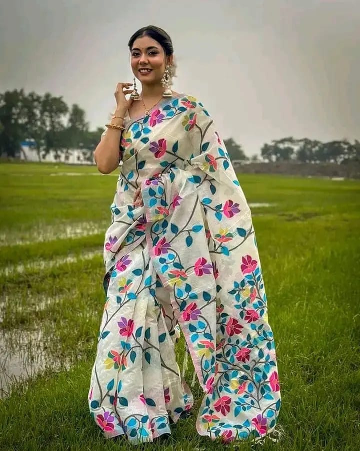 হাফ সিল্ক স্ক্রিন প্রিন্ট শাড়ি