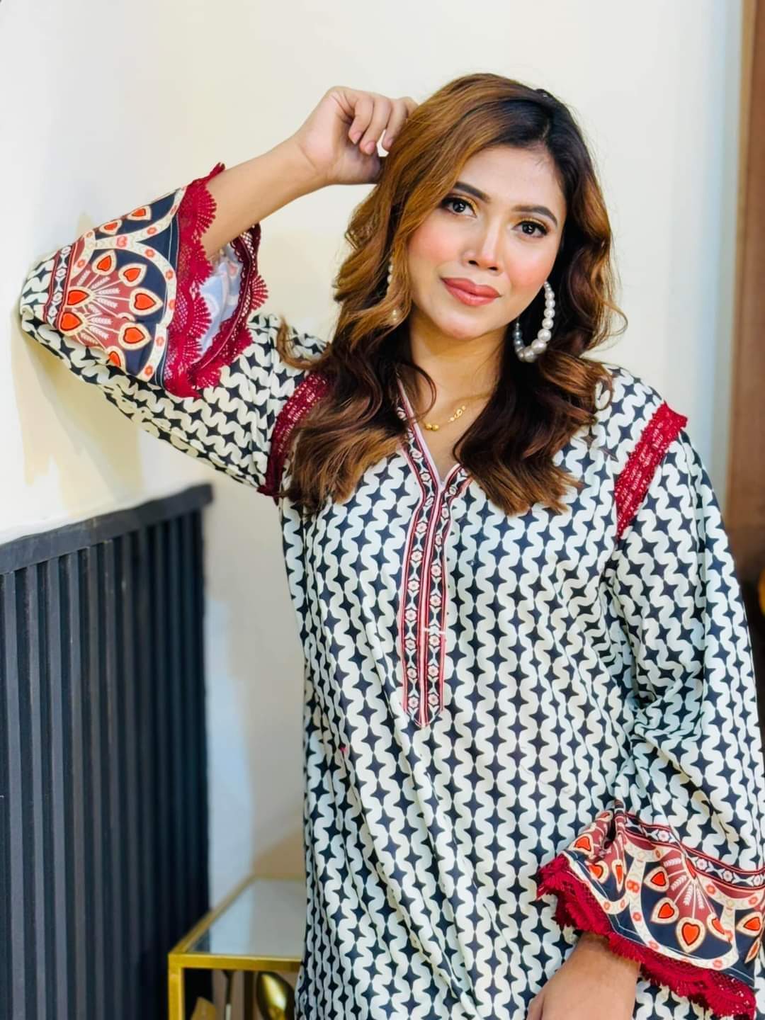 Chic and Sleek Majolica Print Co-Ord Set ছবি 2