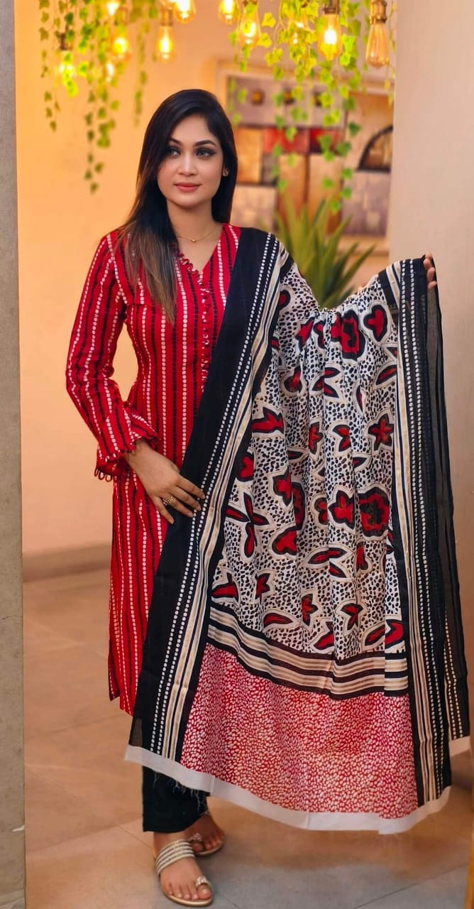 লিলেন থ্রি পিস ছবি 3