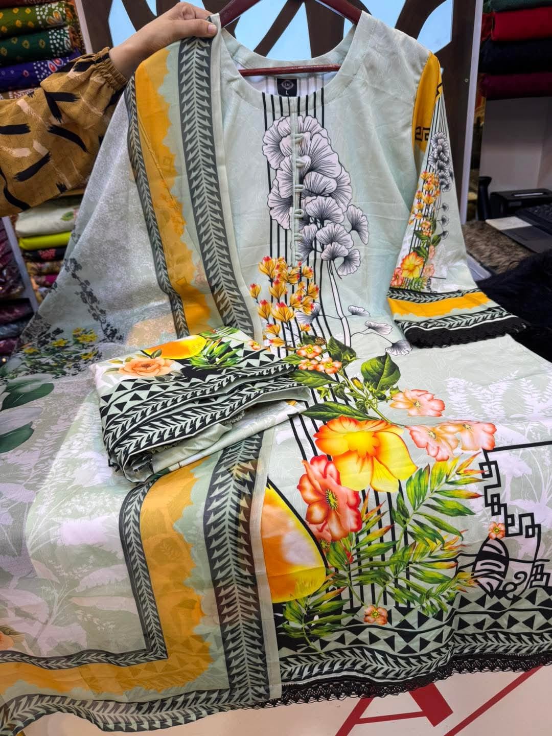 Digital Print Three Piece ছবি 5