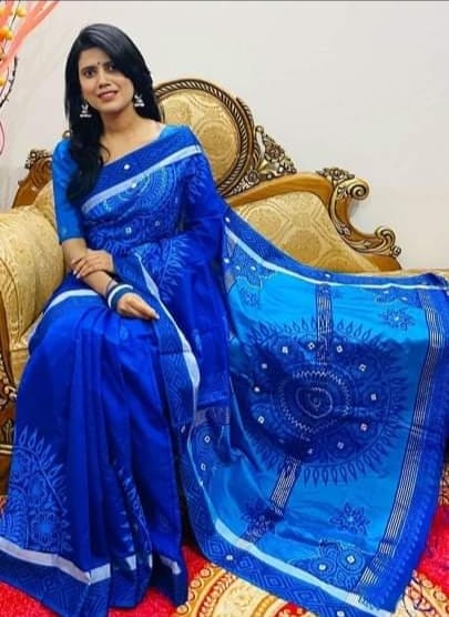 ধুপিয়ান সিল্ক শাড়ি