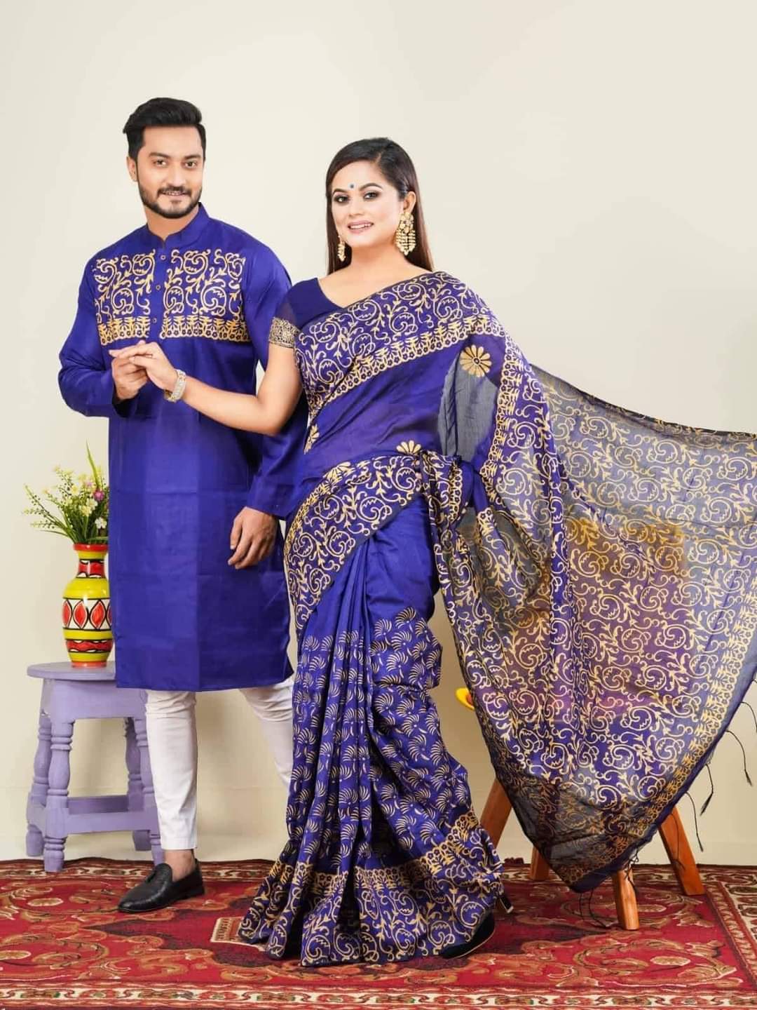 এক্সক্লুসিভ ধুপিয়ান সিল্ক শাড়ি & পাঞ্জাবি কাপল ড্রেস ছবি 7