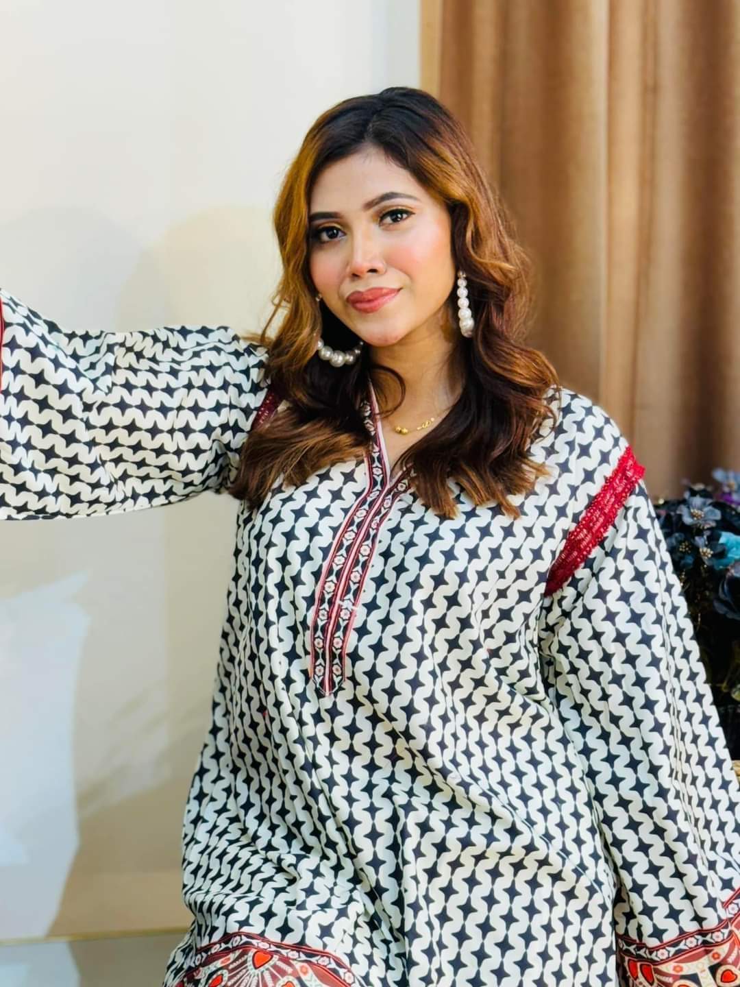 Chic and Sleek Majolica Print Co-Ord Set ছবি 3