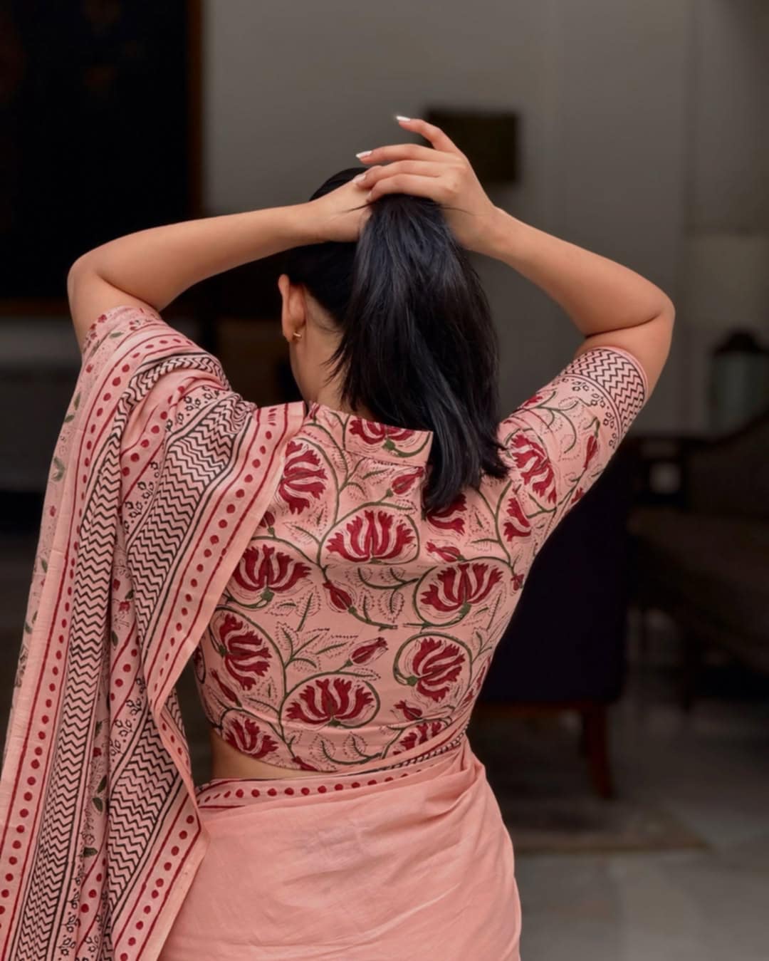 Premium Parsha Sharee with Blouse Piece ছবি 3