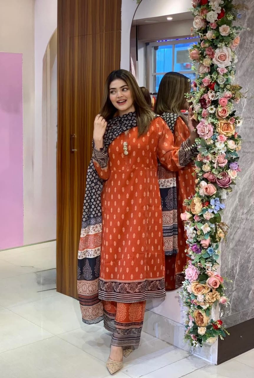 Jorjet Three Piece ছবি 8