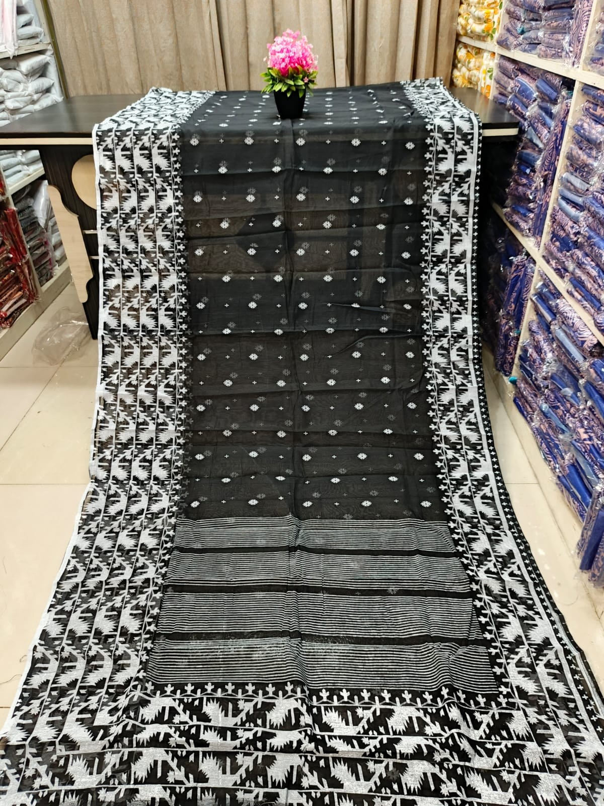 Half Silk Skin Print Sharee ছবি 9
