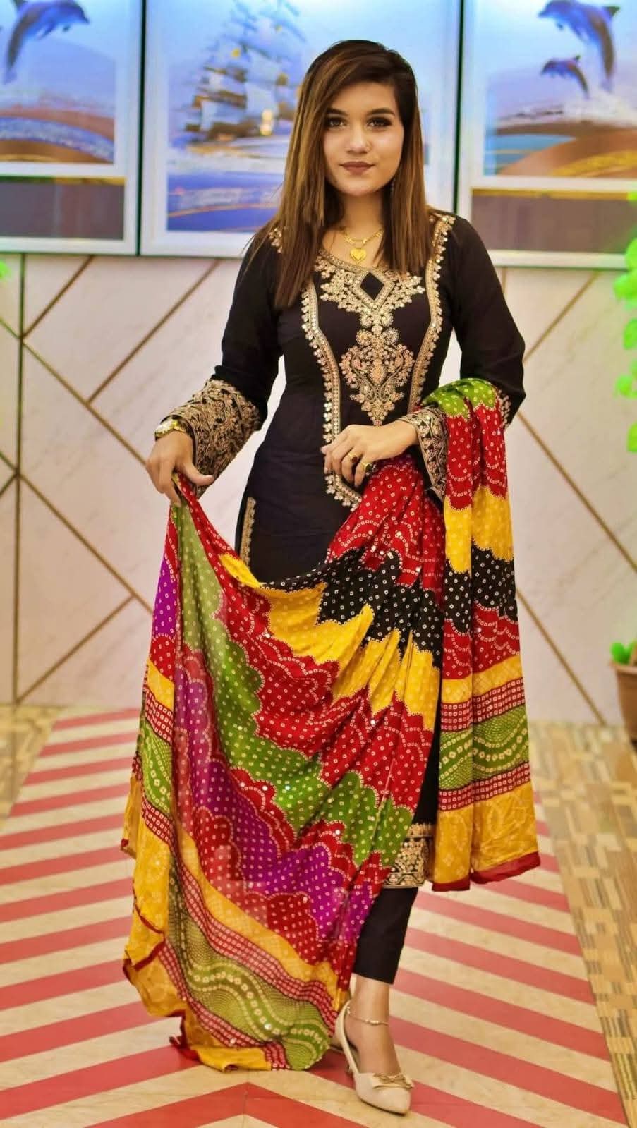 Embroidery Three Piece ছবি 7