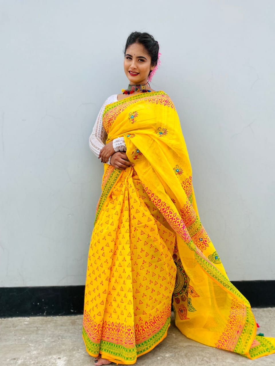 হাফ সিল্ক ব্লক প্রিন্ট শাড়ি ব্লাউজ পিস সহ ছবি 5