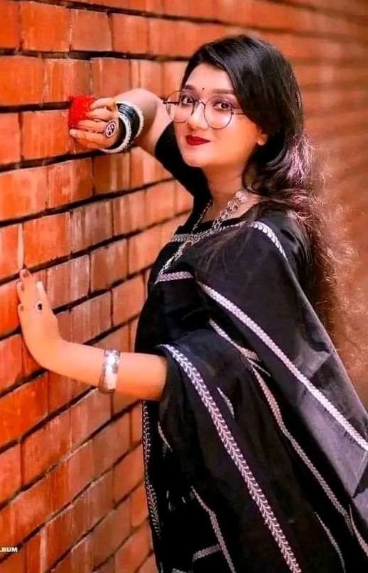 টাঙ্গাইলের হাফ সিল্ক শাড়ি