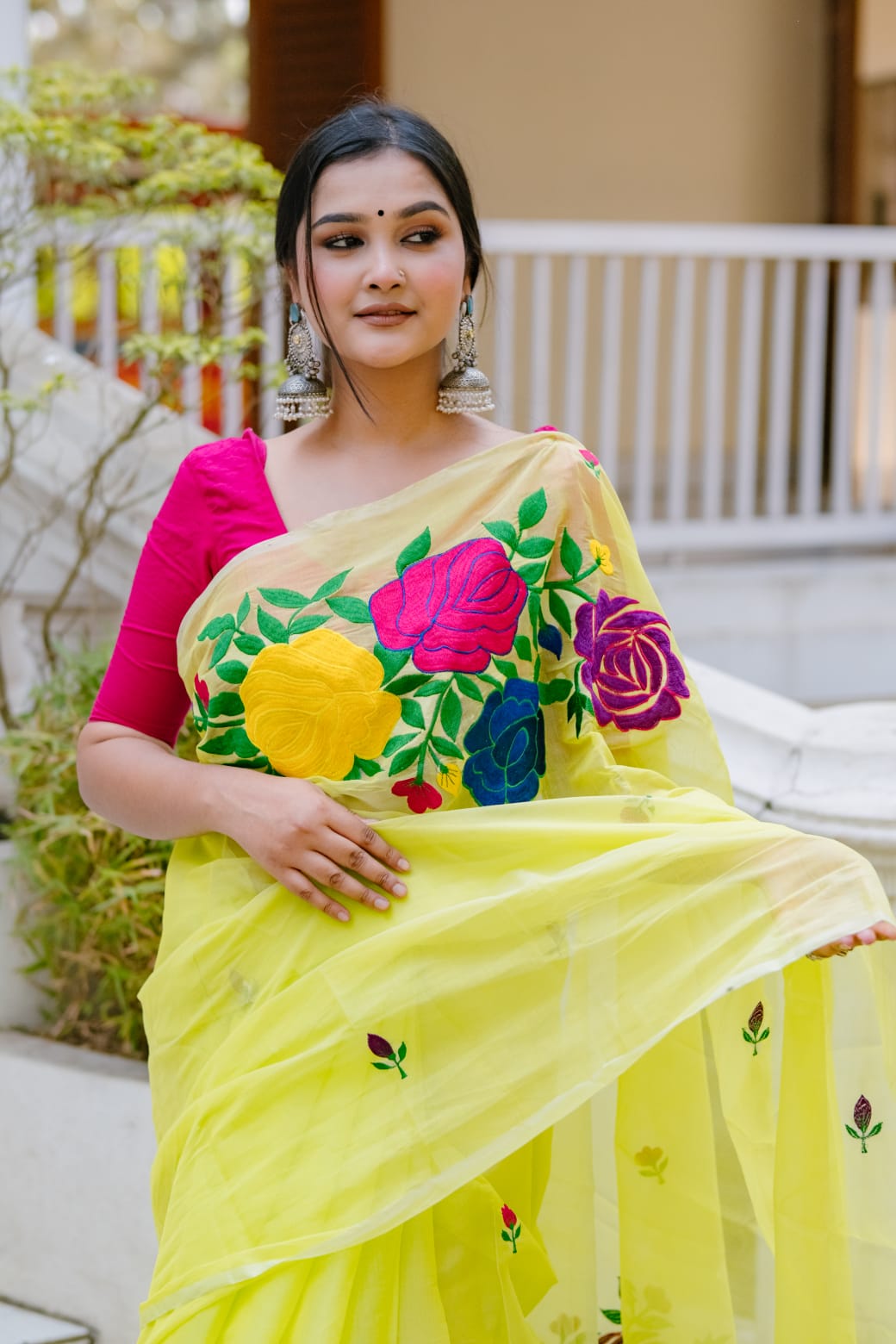 হাফ সিল্ক এমব্রয়ডারি শাড়ি। ছবি 2
