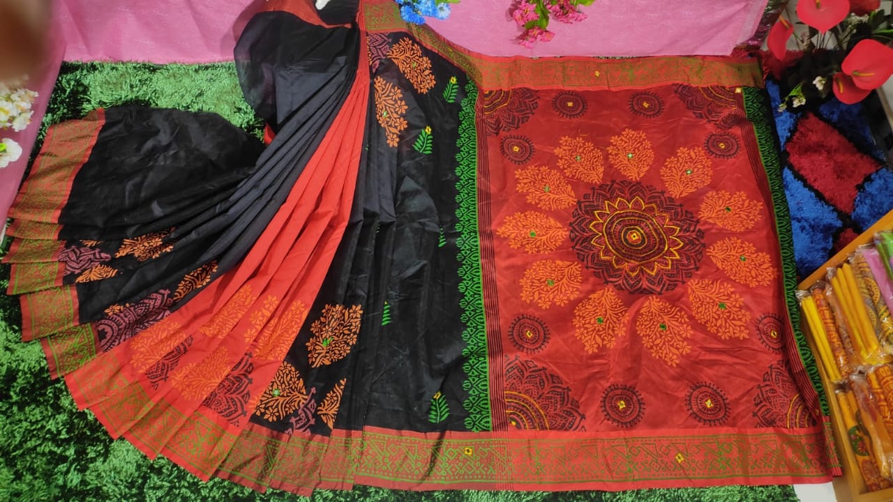 এমব্রয়ডাড়ী ধুপিয়ানসিল্ক শাড়ী ছবি 4