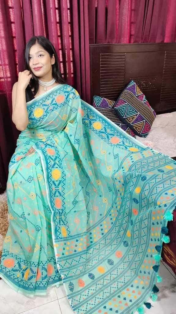 হাফ সিল্ক স্ক্রিন প্রিন্ট শাড়ি