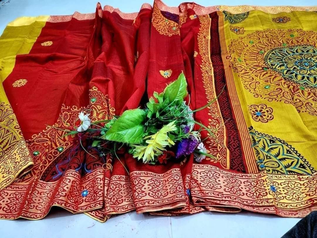 এমব্রয়ডাড়ী ধুপিয়ানসিল্ক শাড়ী ছবি 12