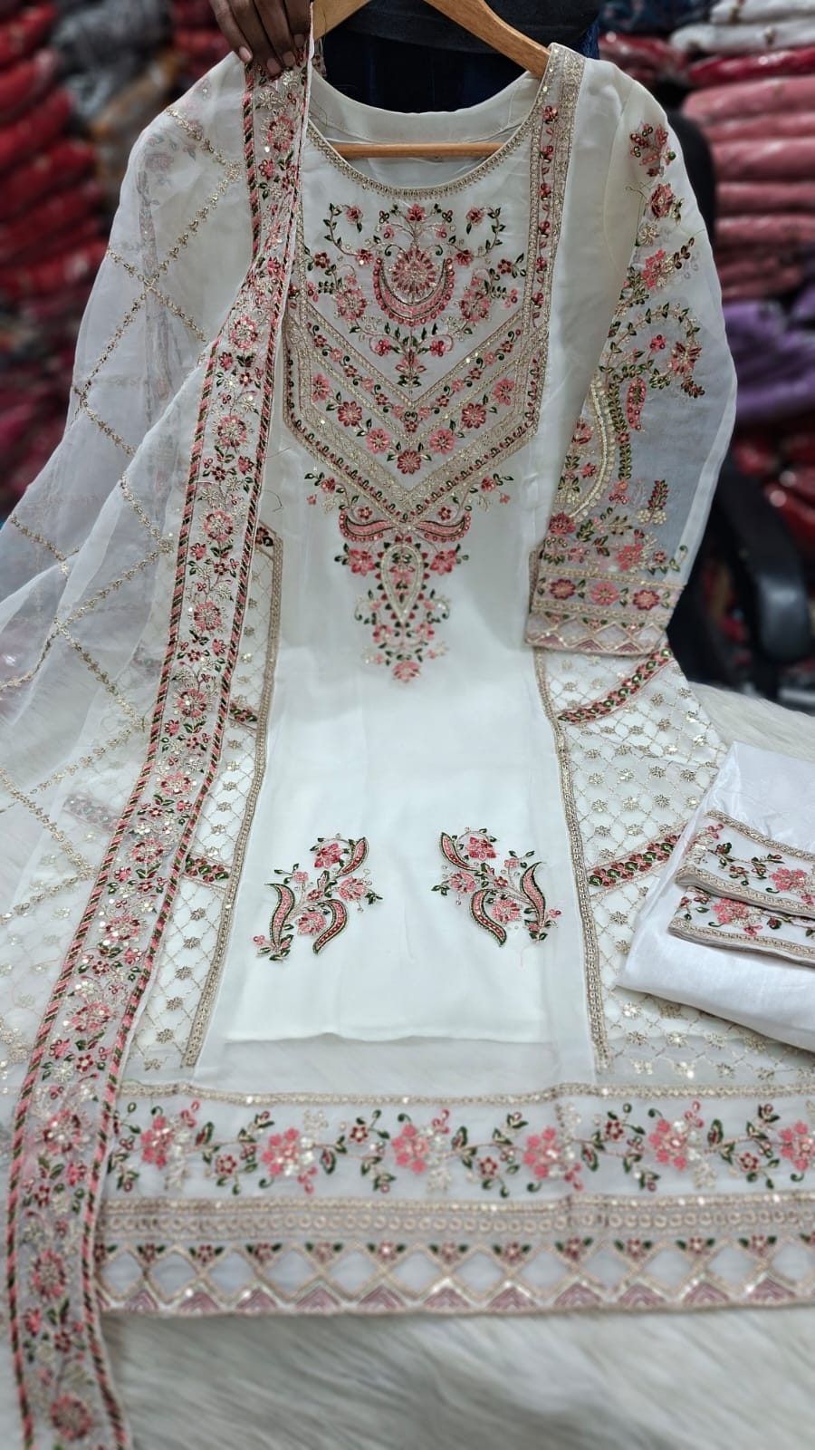 Sada Bahar Three Piece ছবি 4