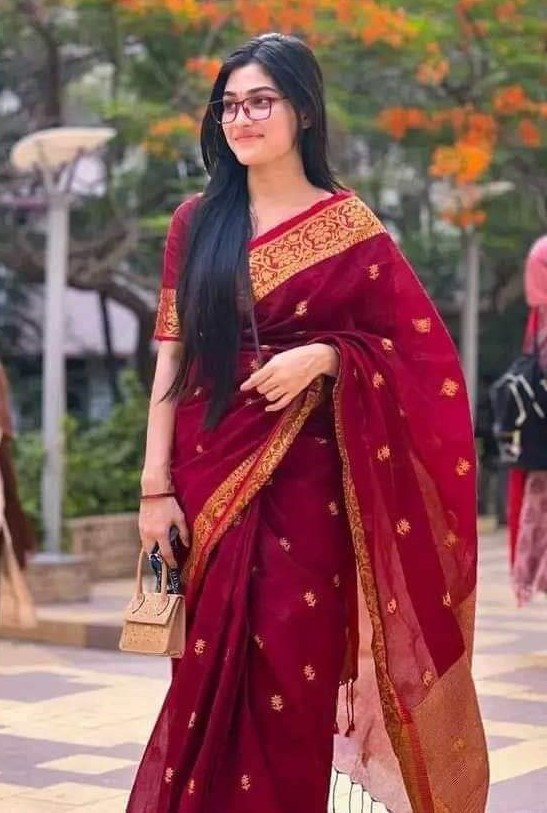 টাঙ্গাইলের বুটি শাড়ি