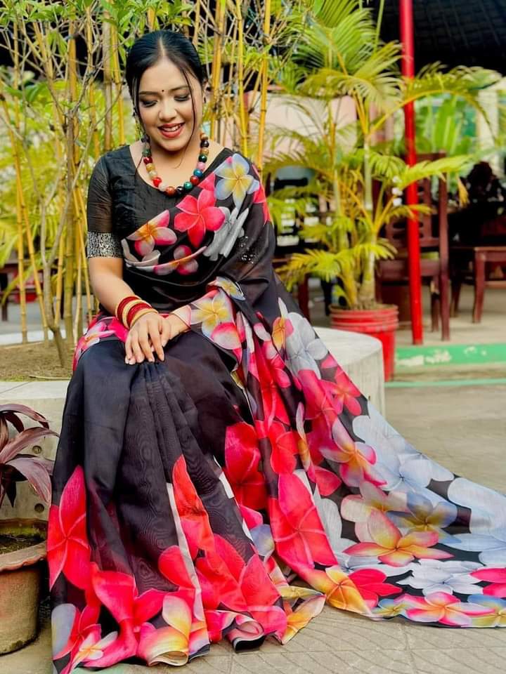 চান্দুরি সিল্ক শাড়ি