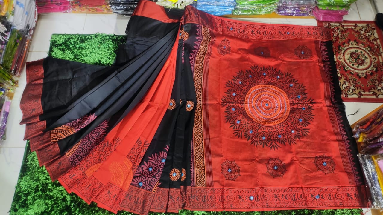 এমব্রয়ডাড়ী ধুপিয়ানসিল্ক শাড়ী