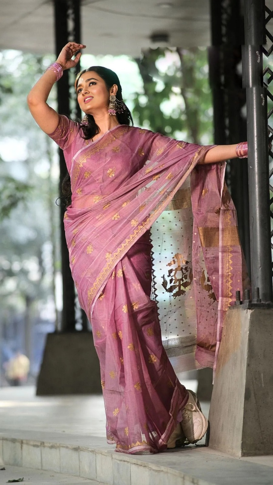 Semi Moslin Sharee with Blouse Piece ছবি 8