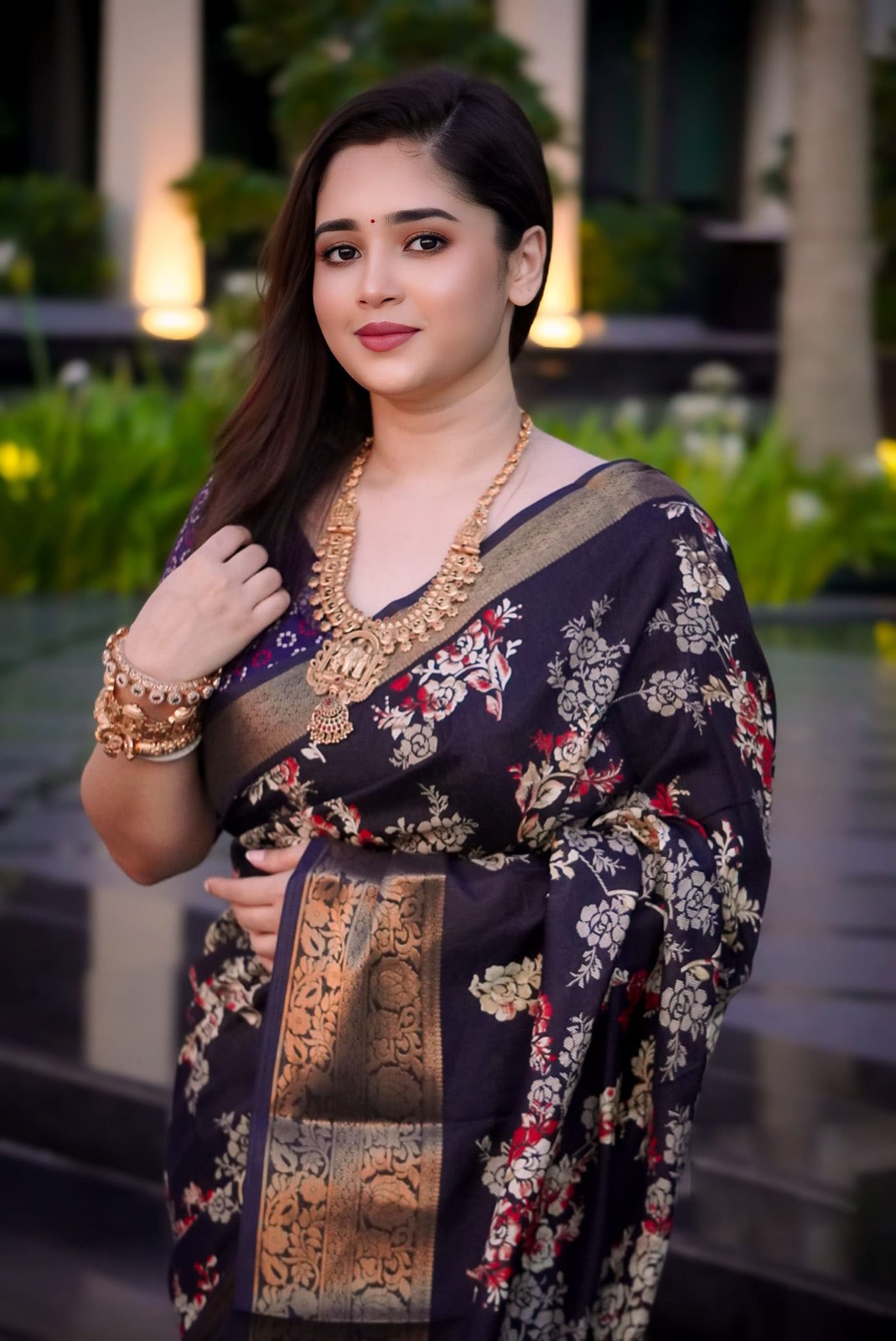 Dhupiyan Sharee with Blouse Piece ছবি 6