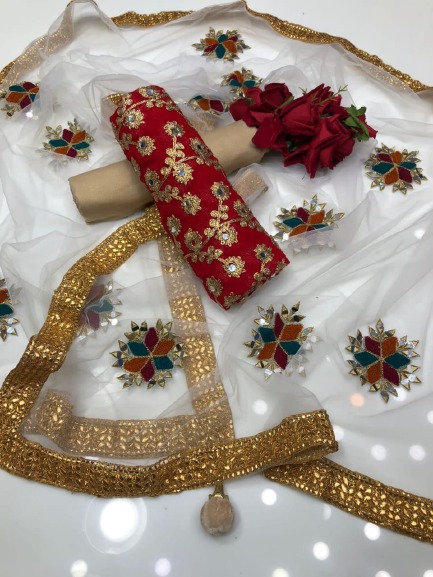 সেমী স্টিচড জর্জেট এমব্রয়ডারি থ্রী পিস