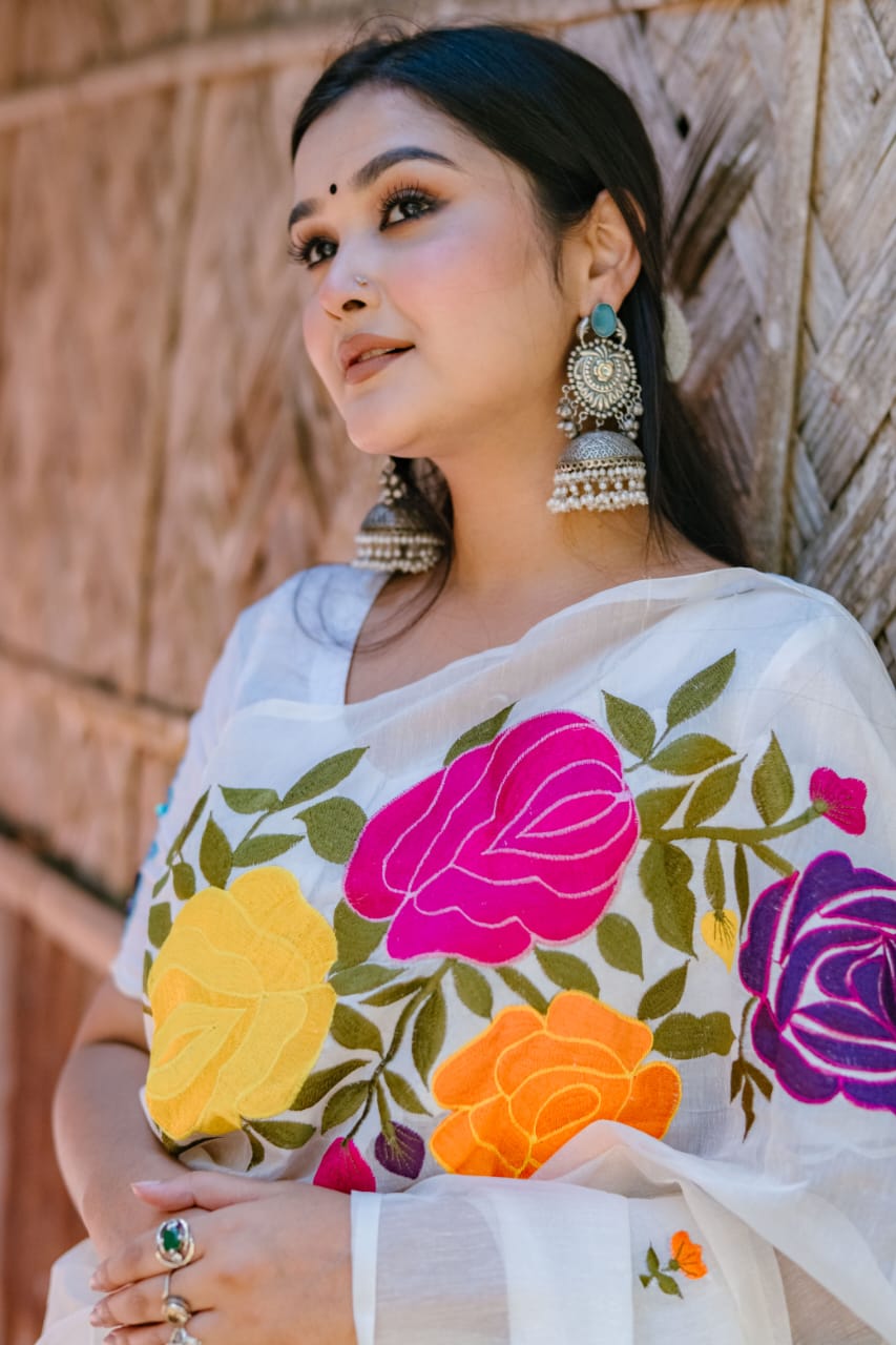 হাফ সিল্ক এমব্রয়ডারি শাড়ি। ছবি 6