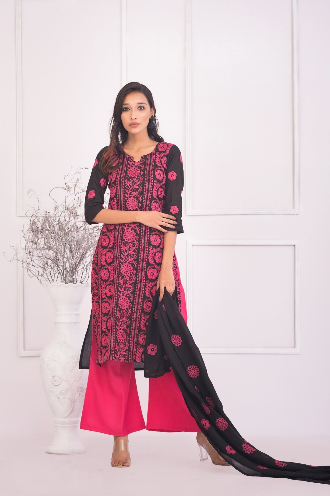 পিওর এসি কটন কাপড়ের সেমি স্টিচ থ্রী পিস