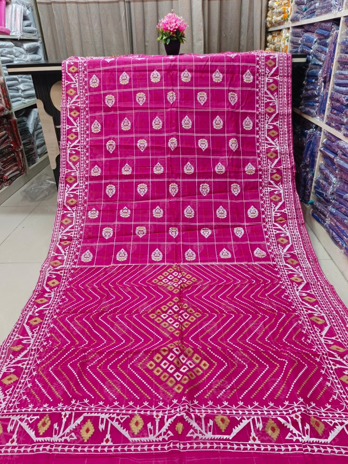 Half Silk Skin Print Sharee ছবি 7