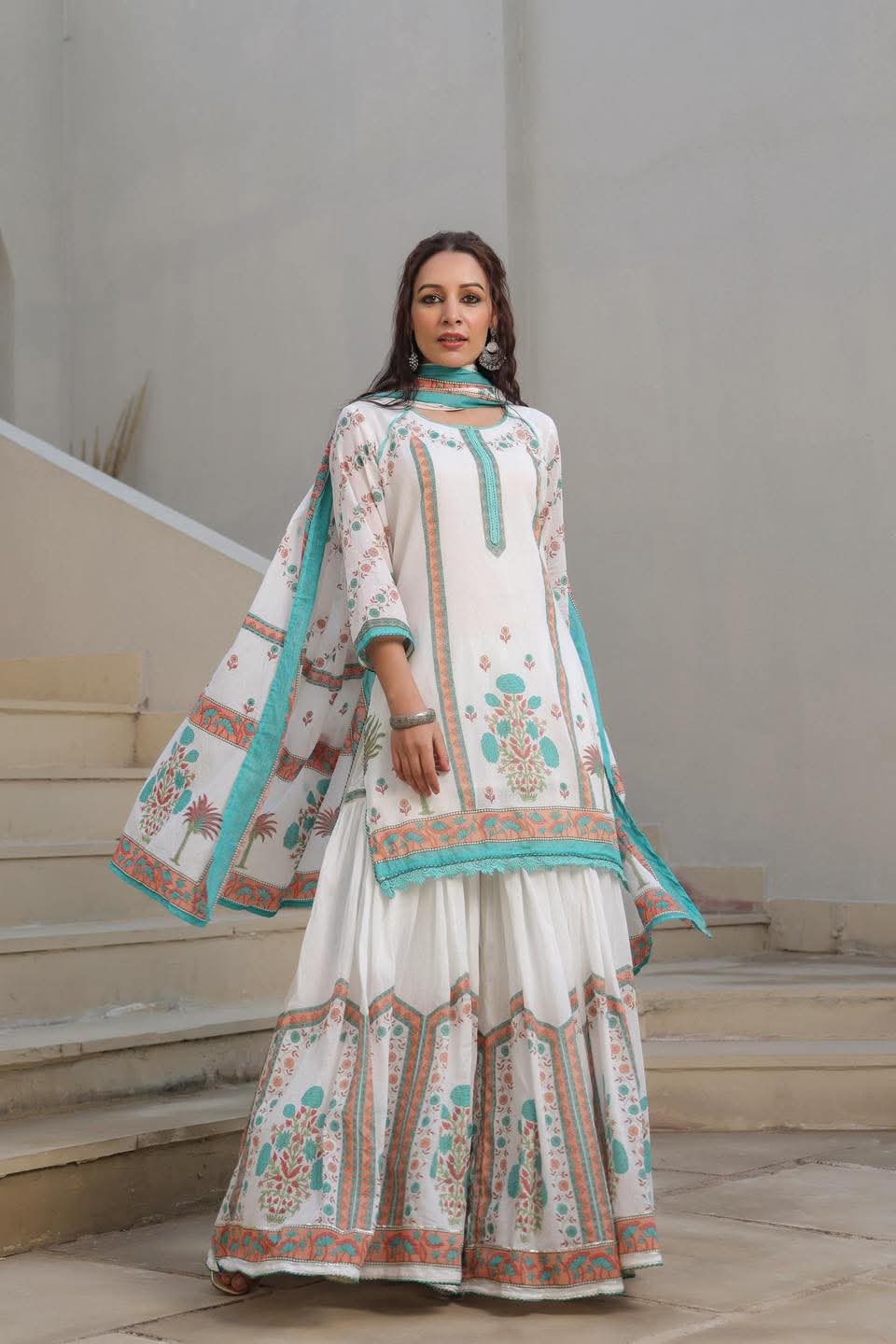 Sharara Three Piece ছবি 3