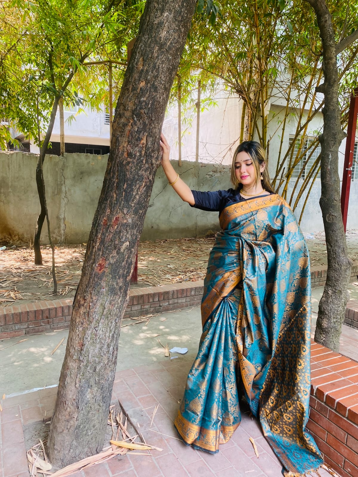 সিল্ক কাতান শাড়ি ছবি 12