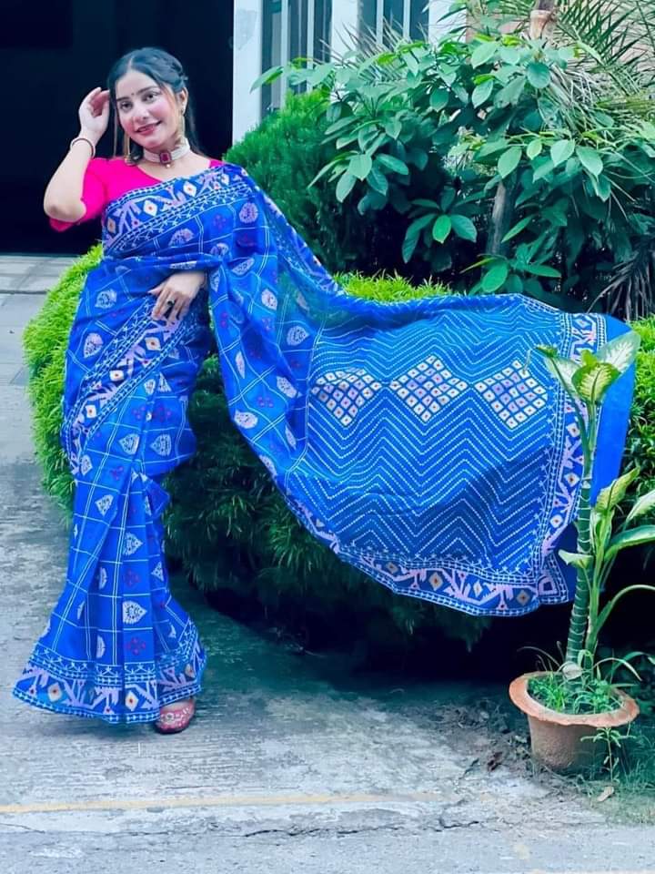 Half Silk Handprited Sarees ছবি 4