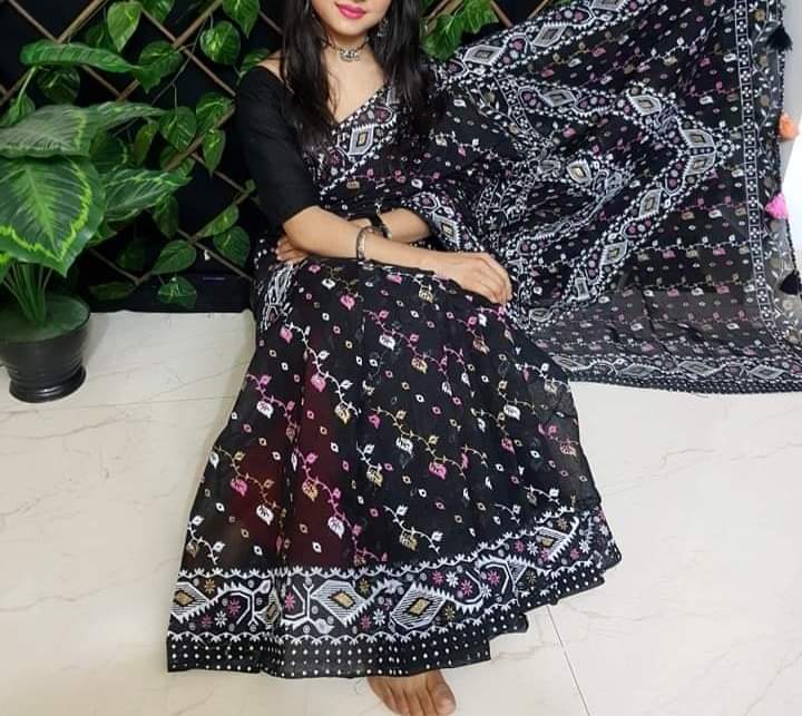 Half Silk Handprited Sarees ছবি 5