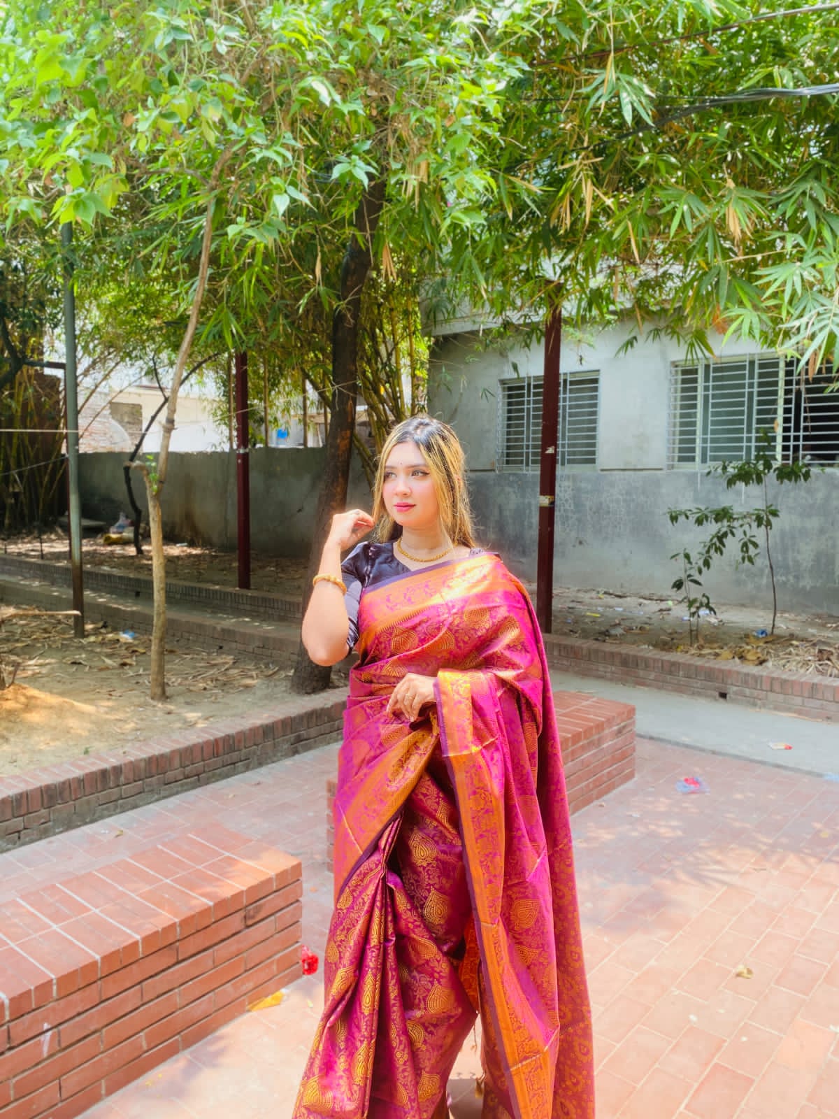 সিল্ক কাতান শাড়ি ছবি 8