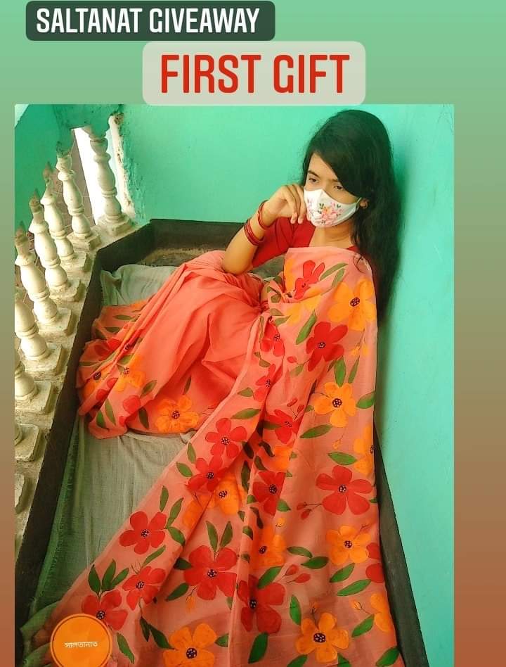 হাফসিল্ক শাড়ীতে হ্যান্ডপ্রিন্ট তুলির কাজ করা
