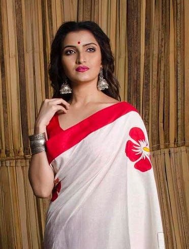 Hand print Sharee ছবি 4