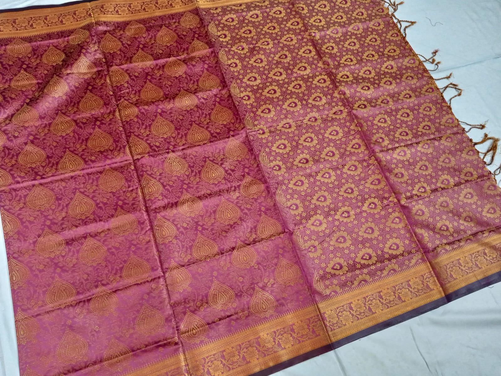 সিল্ক কাতান শাড়ি ছবি 8