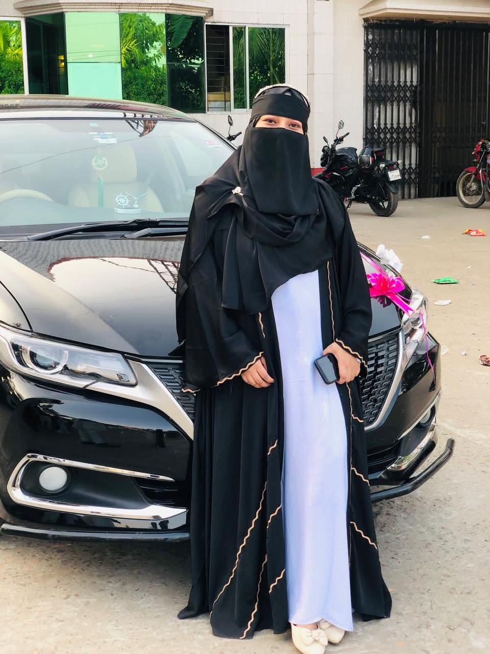 Dubai Les Abaya ছবি 4