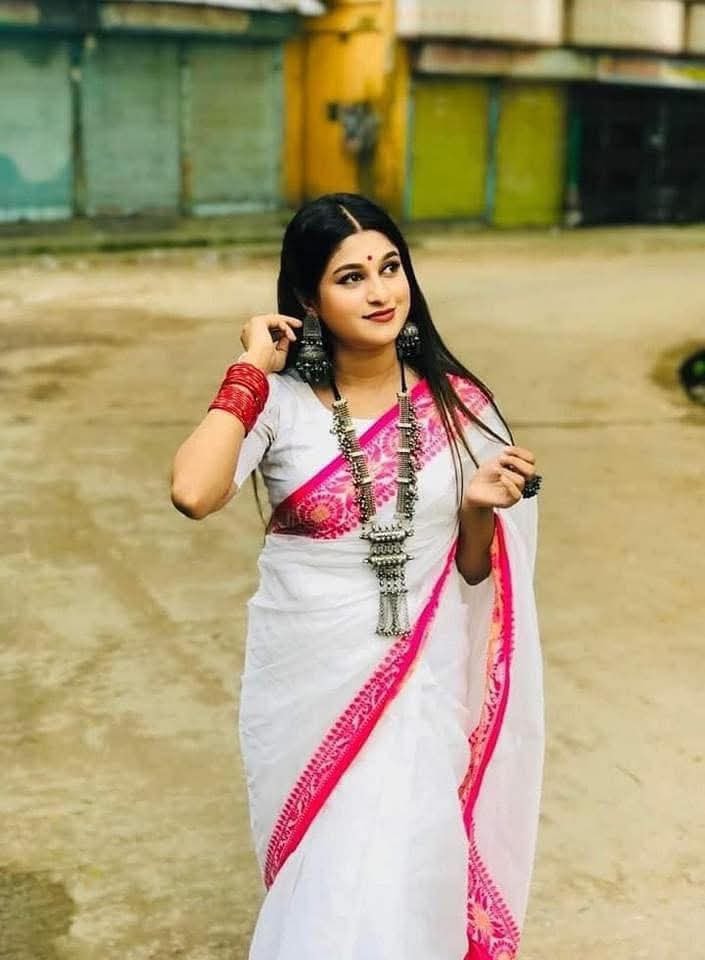 Half Silk poddo pair sharee ছবি 3